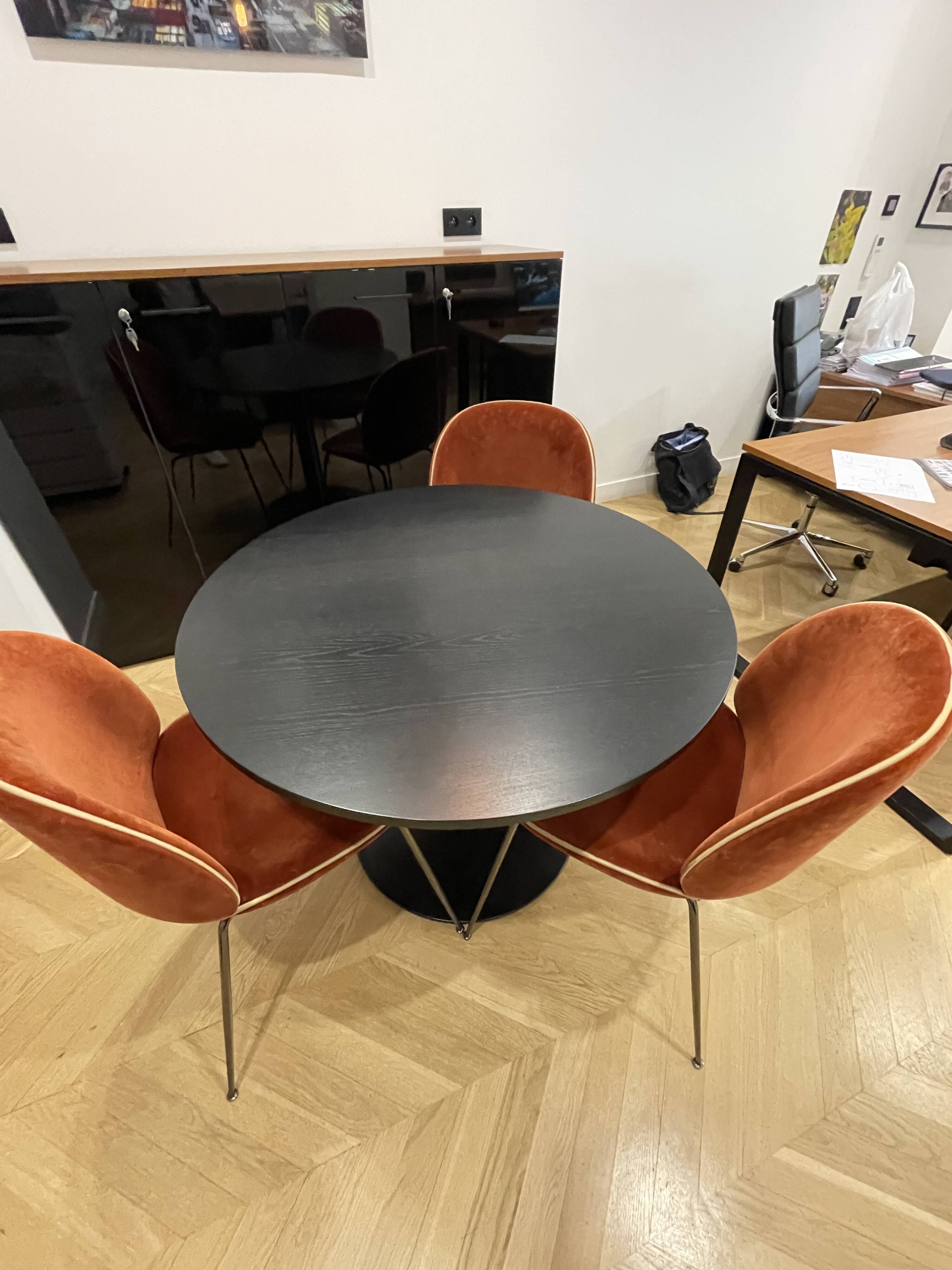 MEETING TABLE DIAMETER 100 cm BLACK BASE