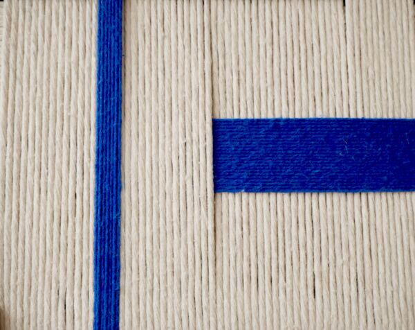 Tabouret bois . Tabouret vintage . tabouret tissé