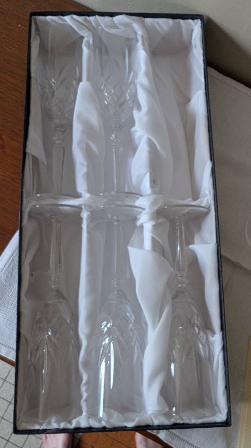 Ensemble de verrerie en cristal de Lorraine