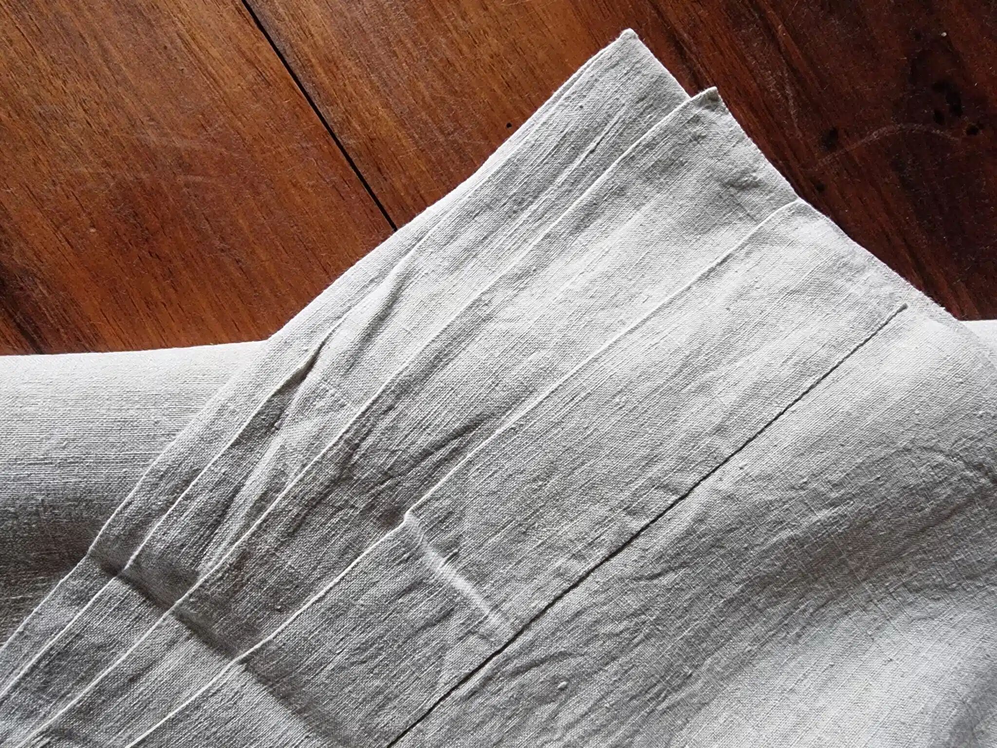 Antique French hand-woven sheet – Natural linen, early 20th century, 210 × 280 cm, 2 kg