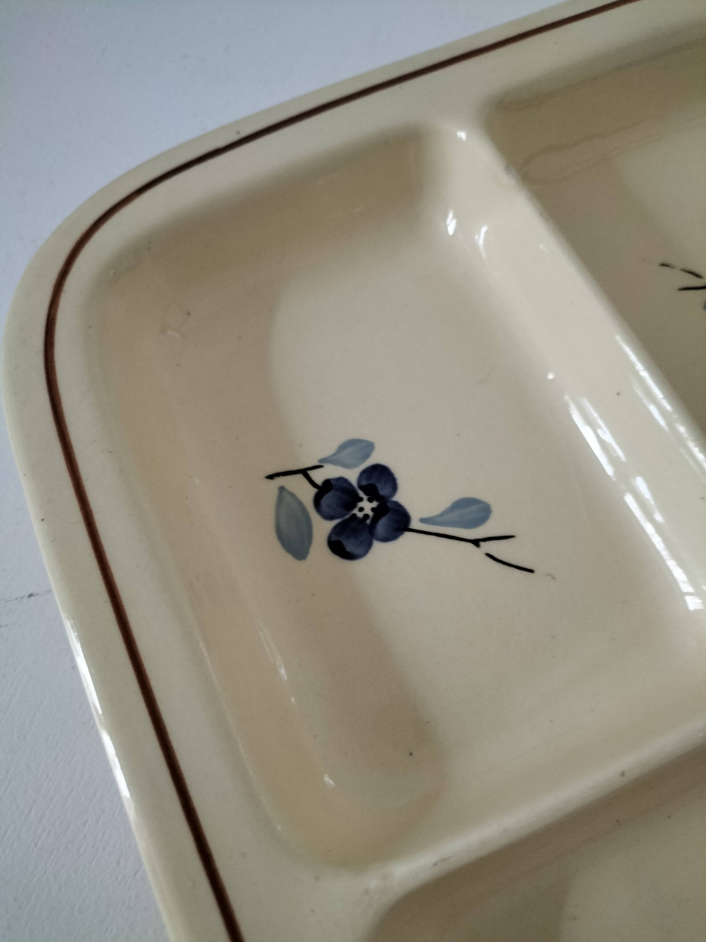 Vintage Sarreguemines compartmentalized plate model 5041 with Japanese decoration