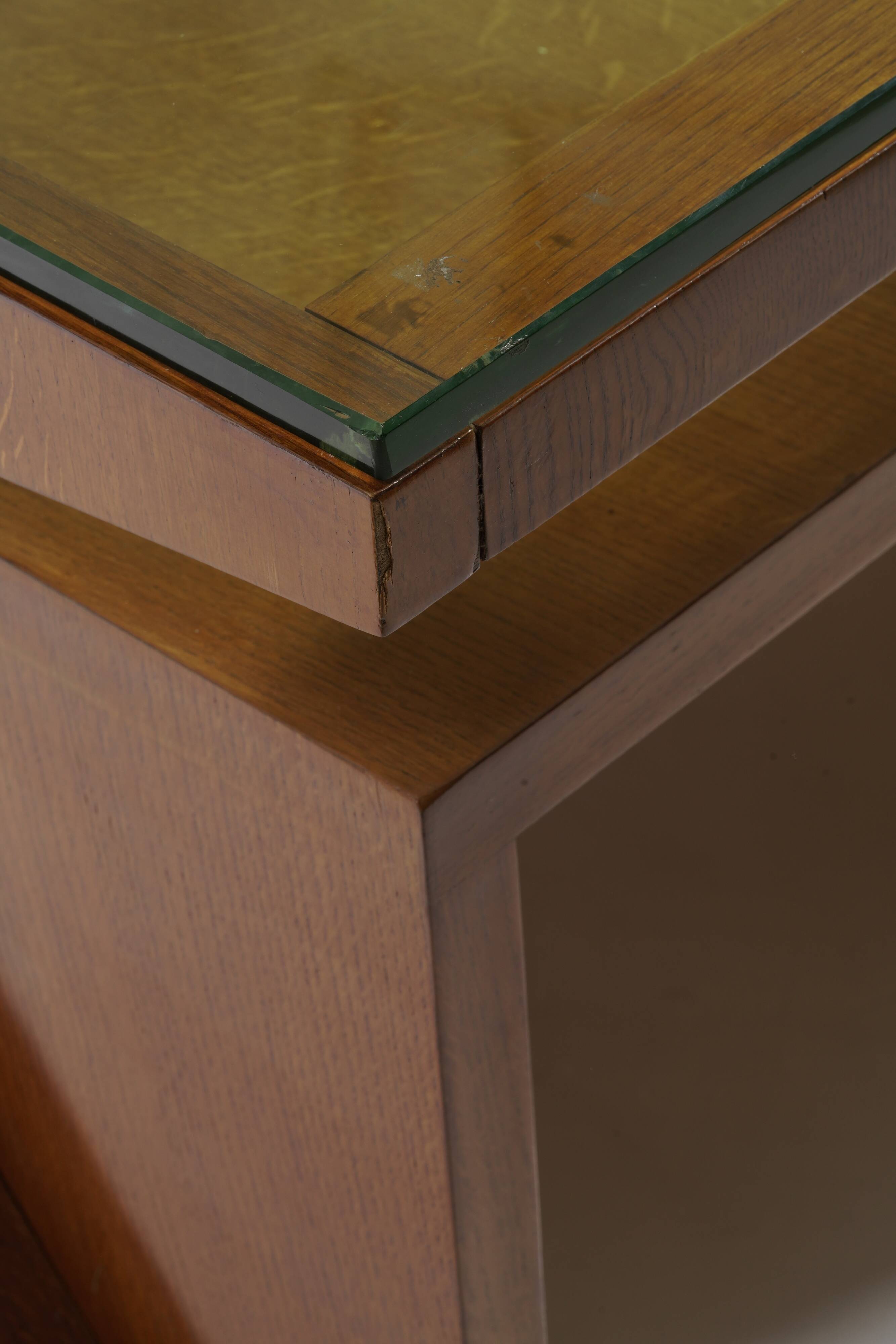 Mid-century Gio Ponti desk / Italian desk with a wooden and glass top