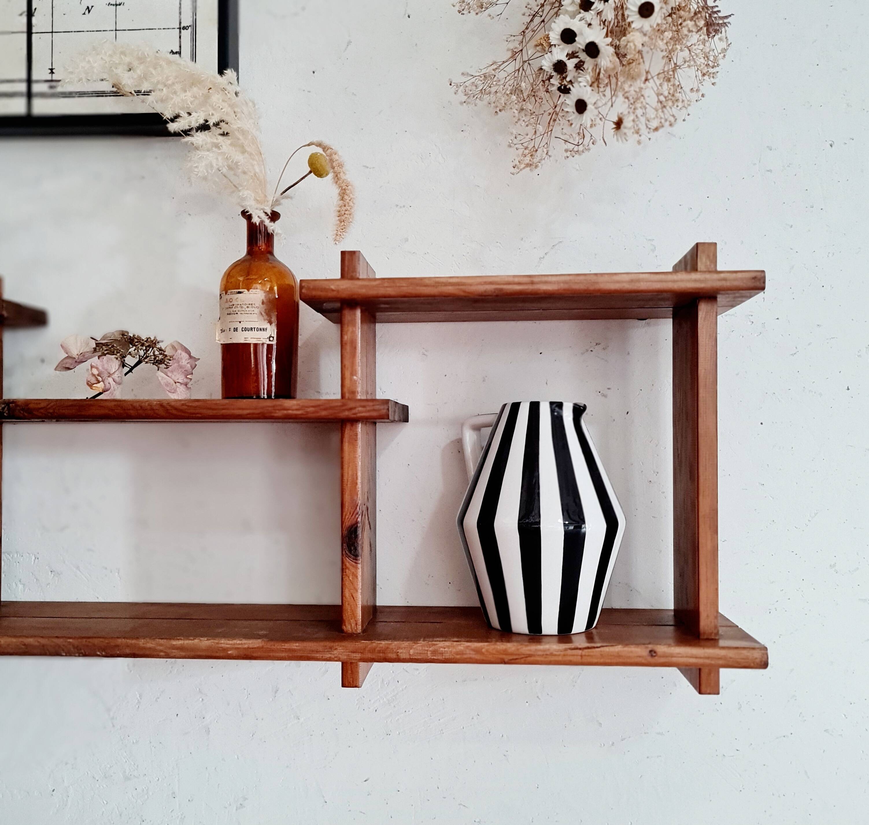 Etagère murale ancienne en bois