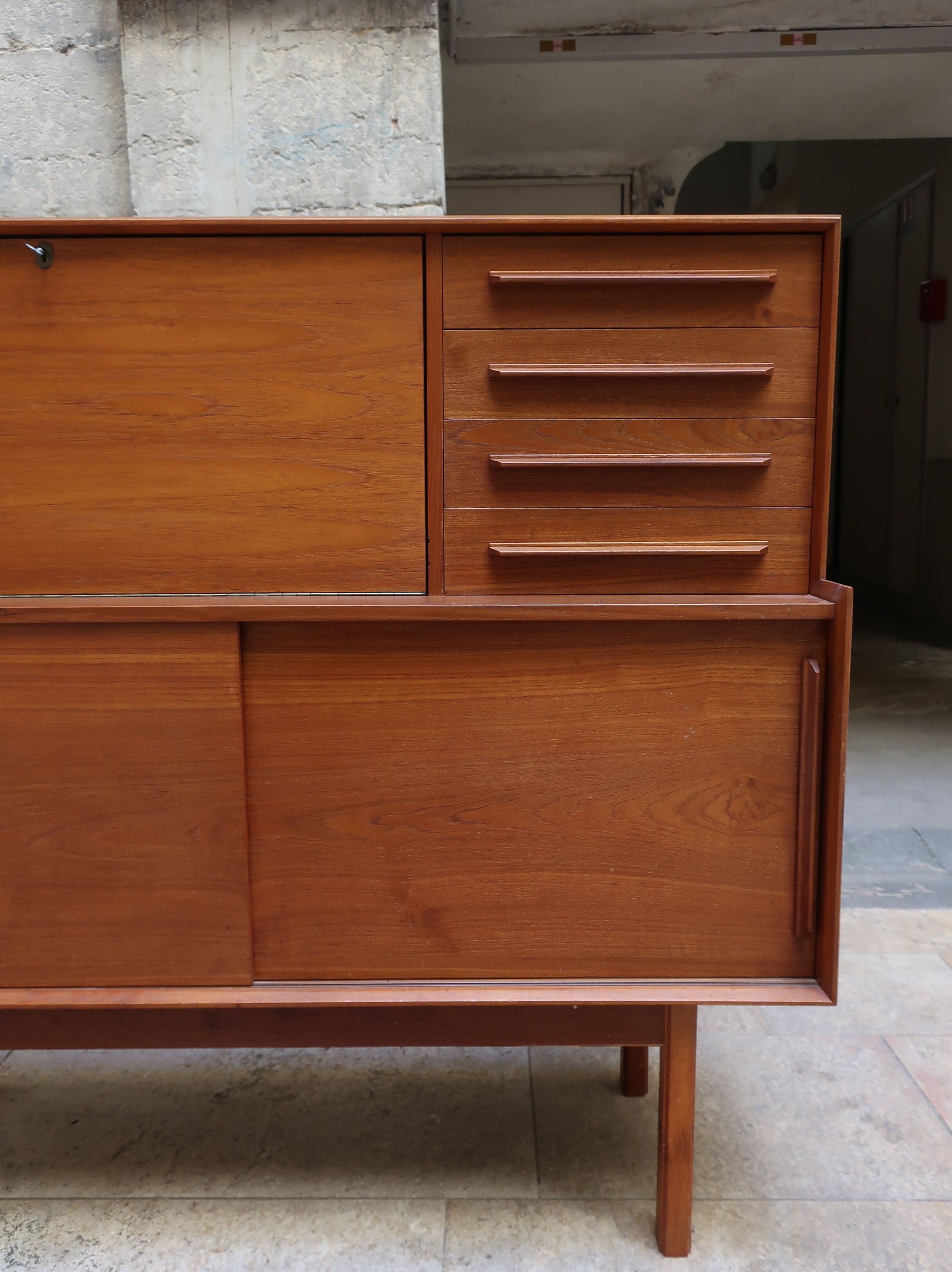 High sideboard of the 60s in teak