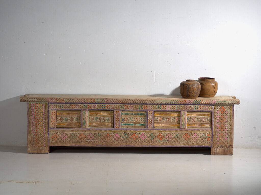 Antique buffet painted in pine wood – Xinjiang, circa 1930