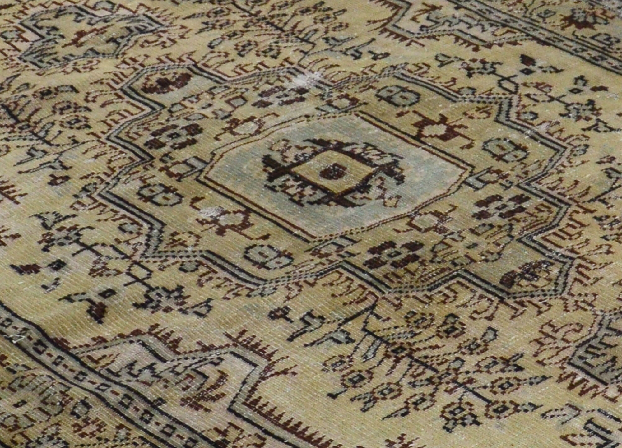 Anatolian handmade vintage rug 285 cm x 163 cm