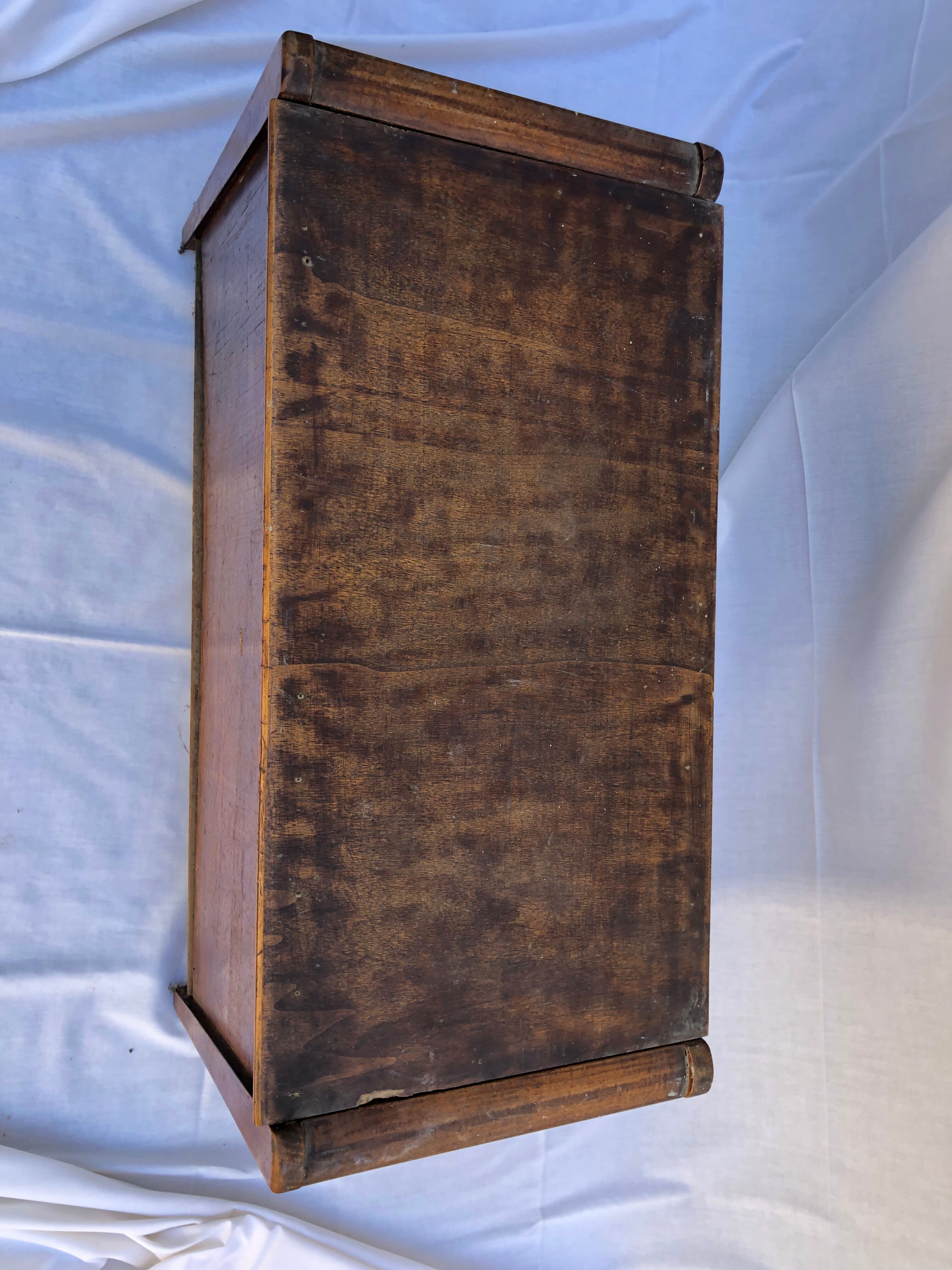 Vintage chest