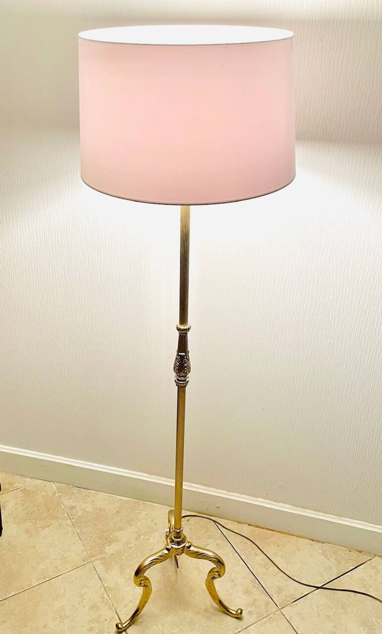 Lampadaire laiton vintage, tripode circa 1960s