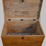 Large oak chest