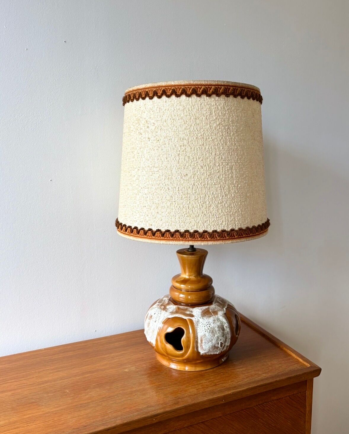 1970s ceramic table lamp