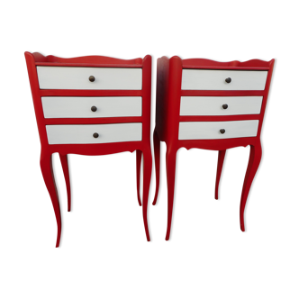 A pair of nightstands