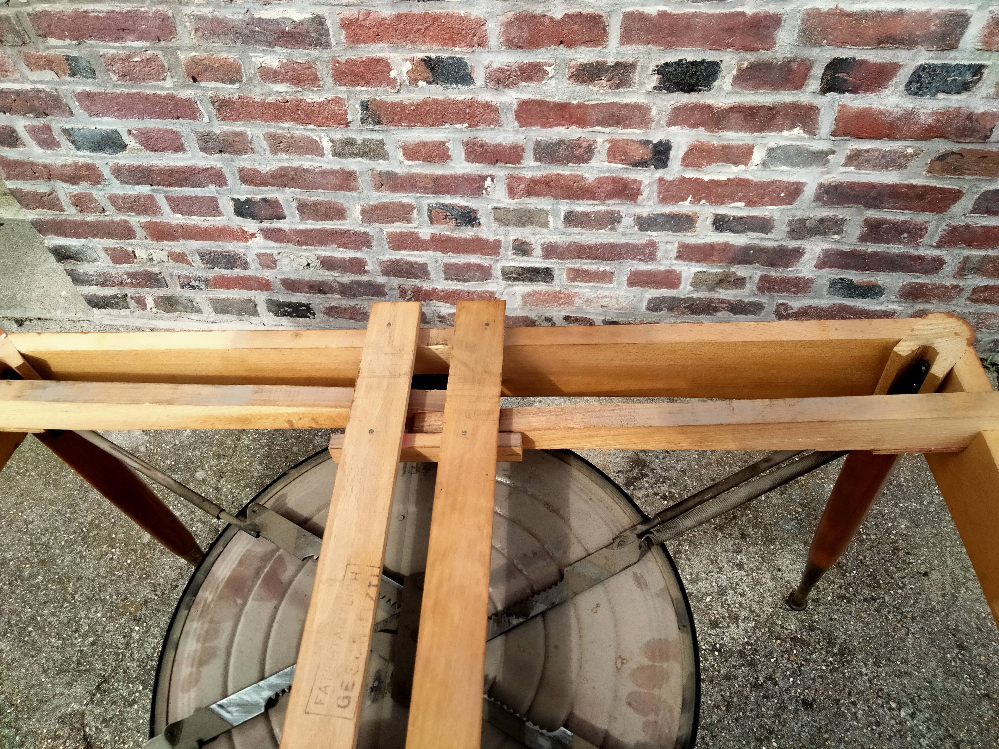 Extendable table with extensions old vintage compass legs design XXeme