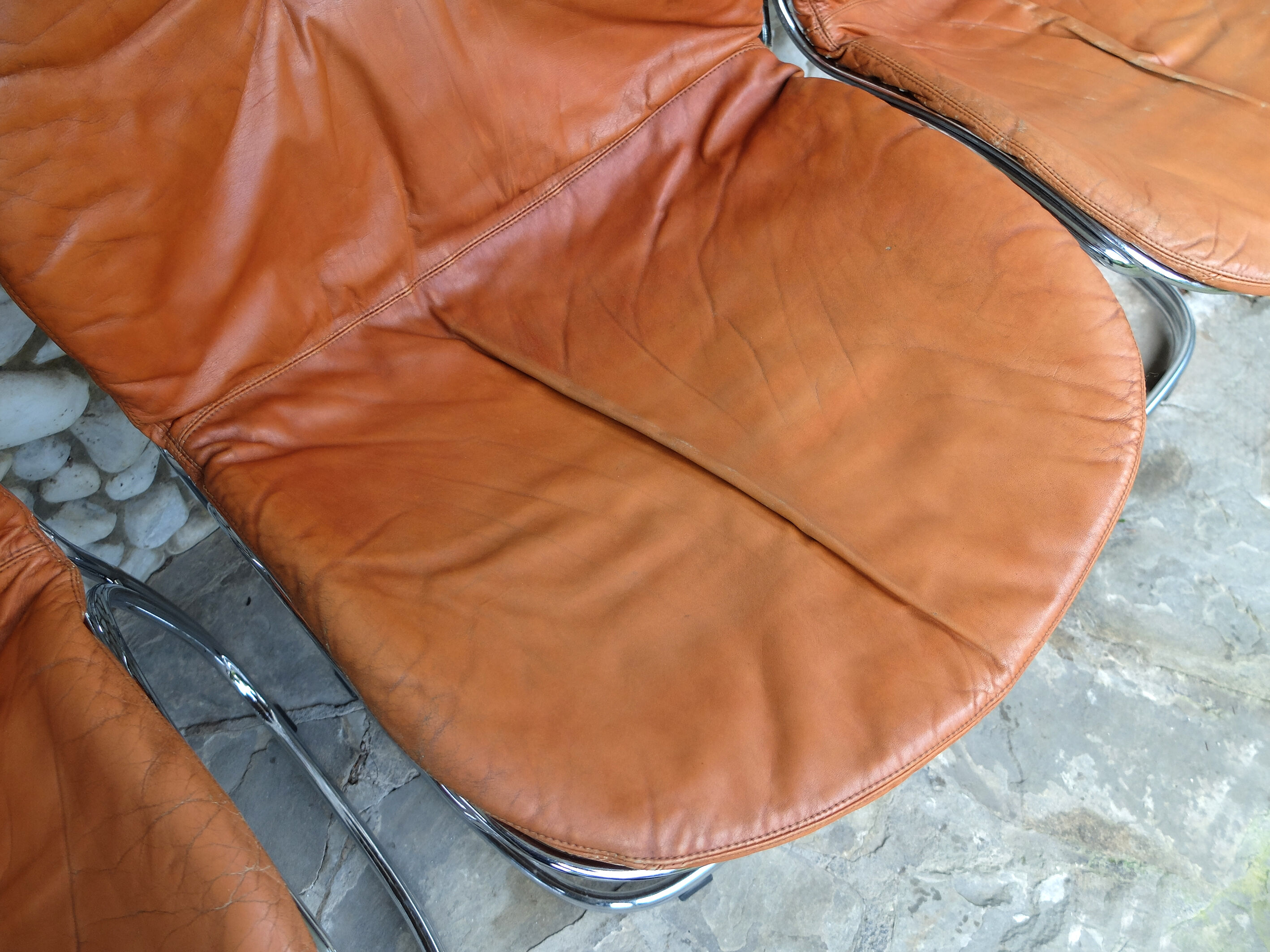 Series of 4 chairs Sabrina design Gastone Rinaldi for Rima, tawny leather, 1970