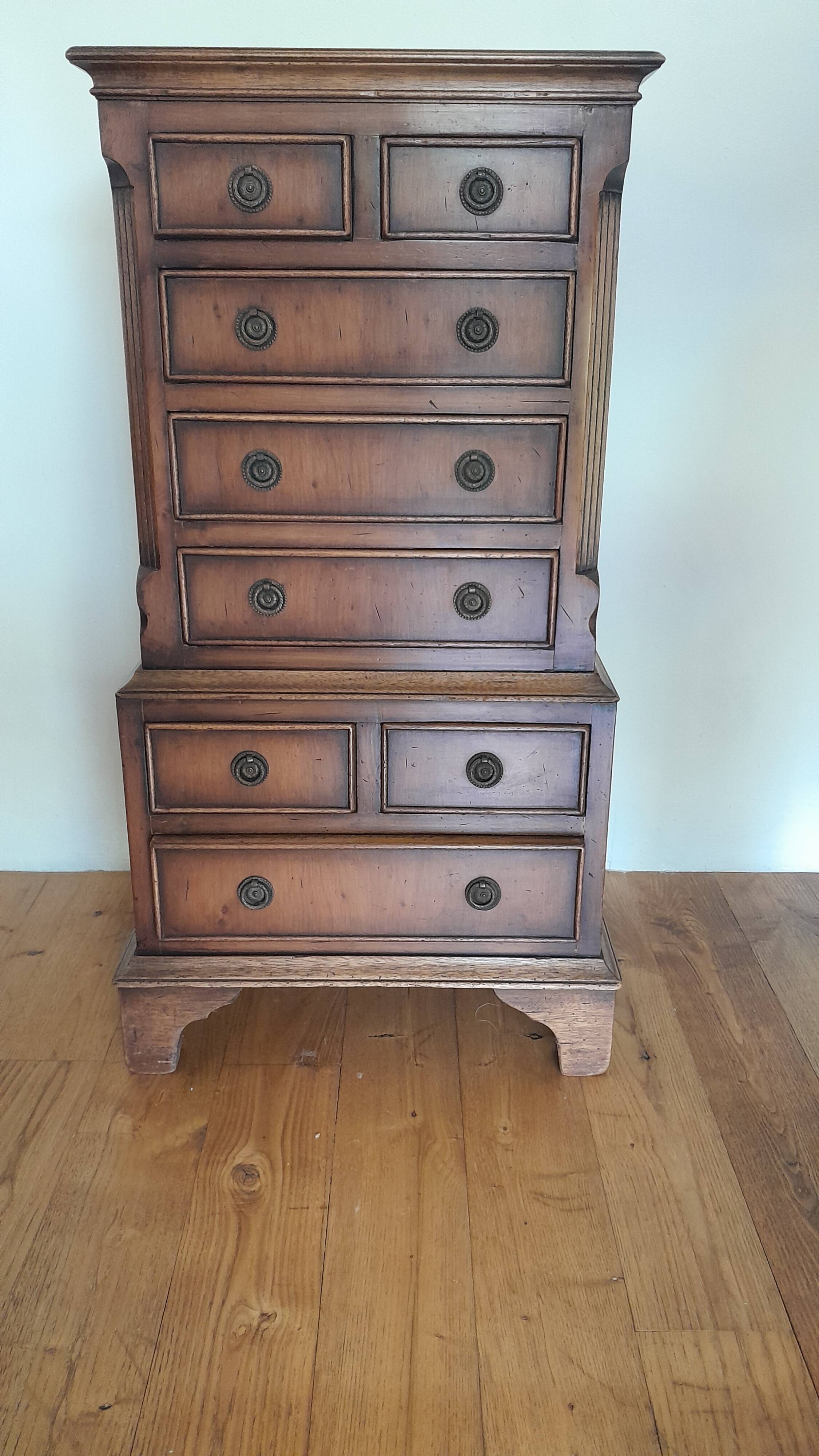 Small drawer unit jaycee furniture LTD