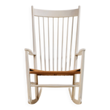 J16 rocking chair by Hans J. Wegner for FDB Møbler