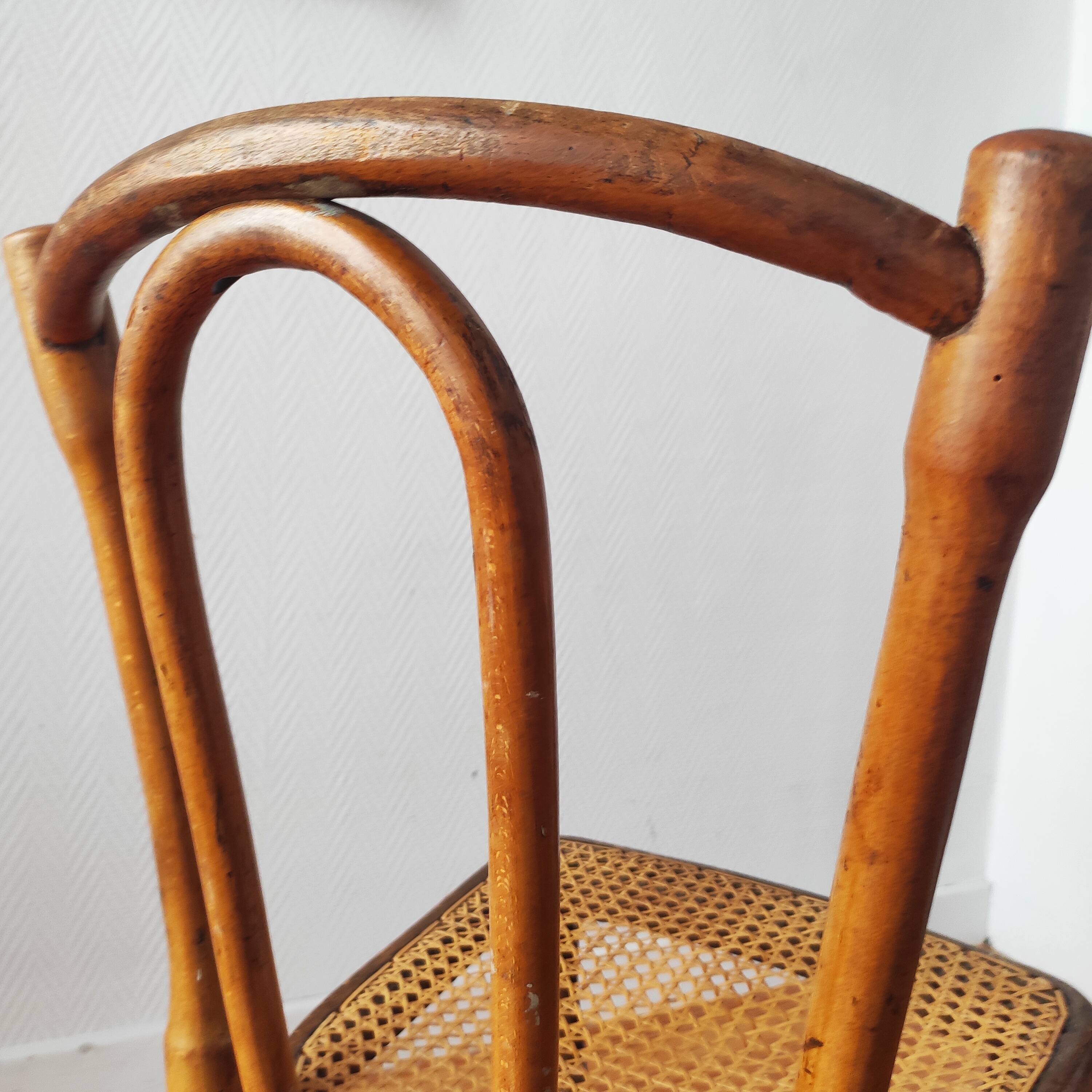 Chaise ancienne assise en cannage