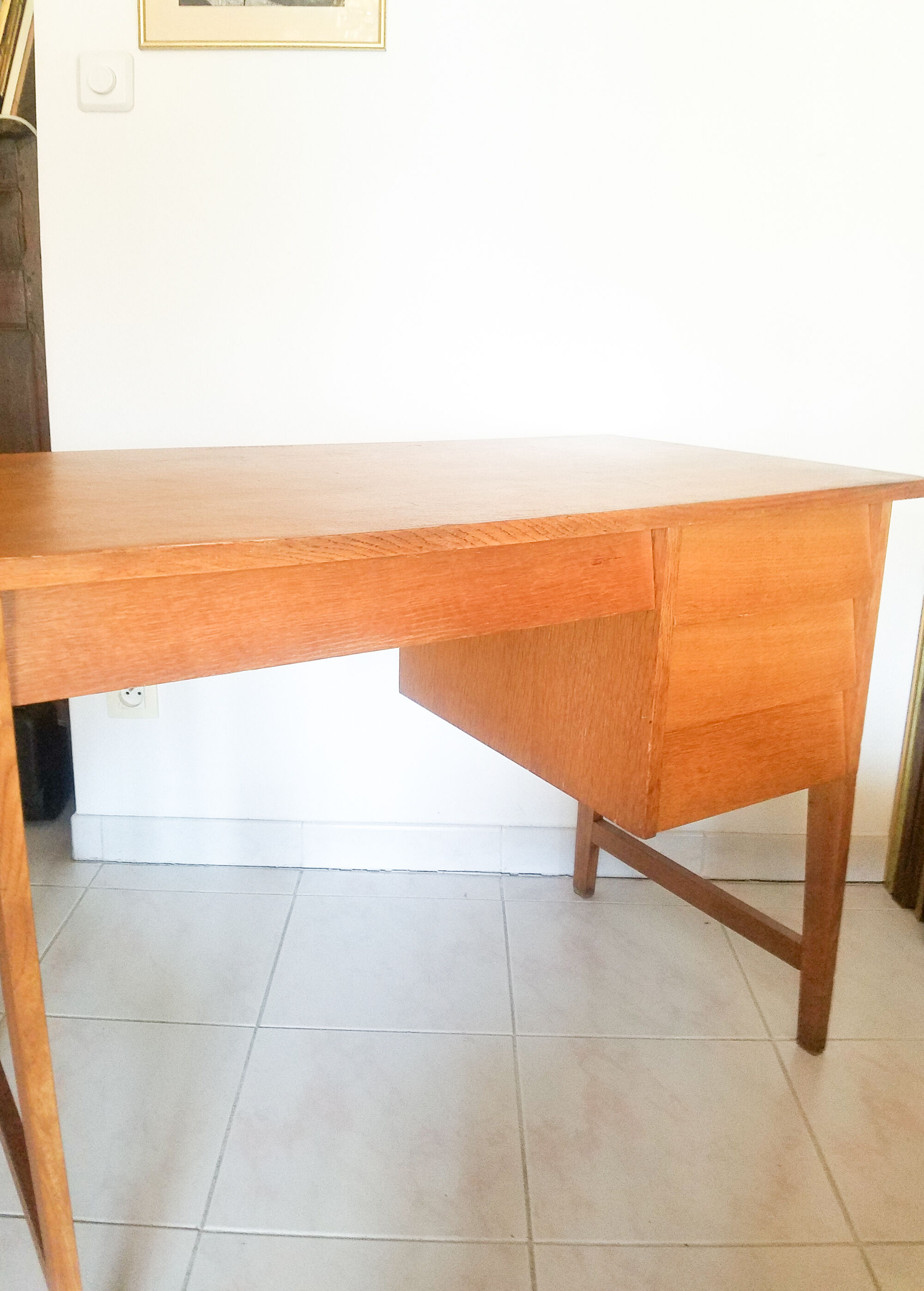 Vintage 1950 oak desk and oak grazing