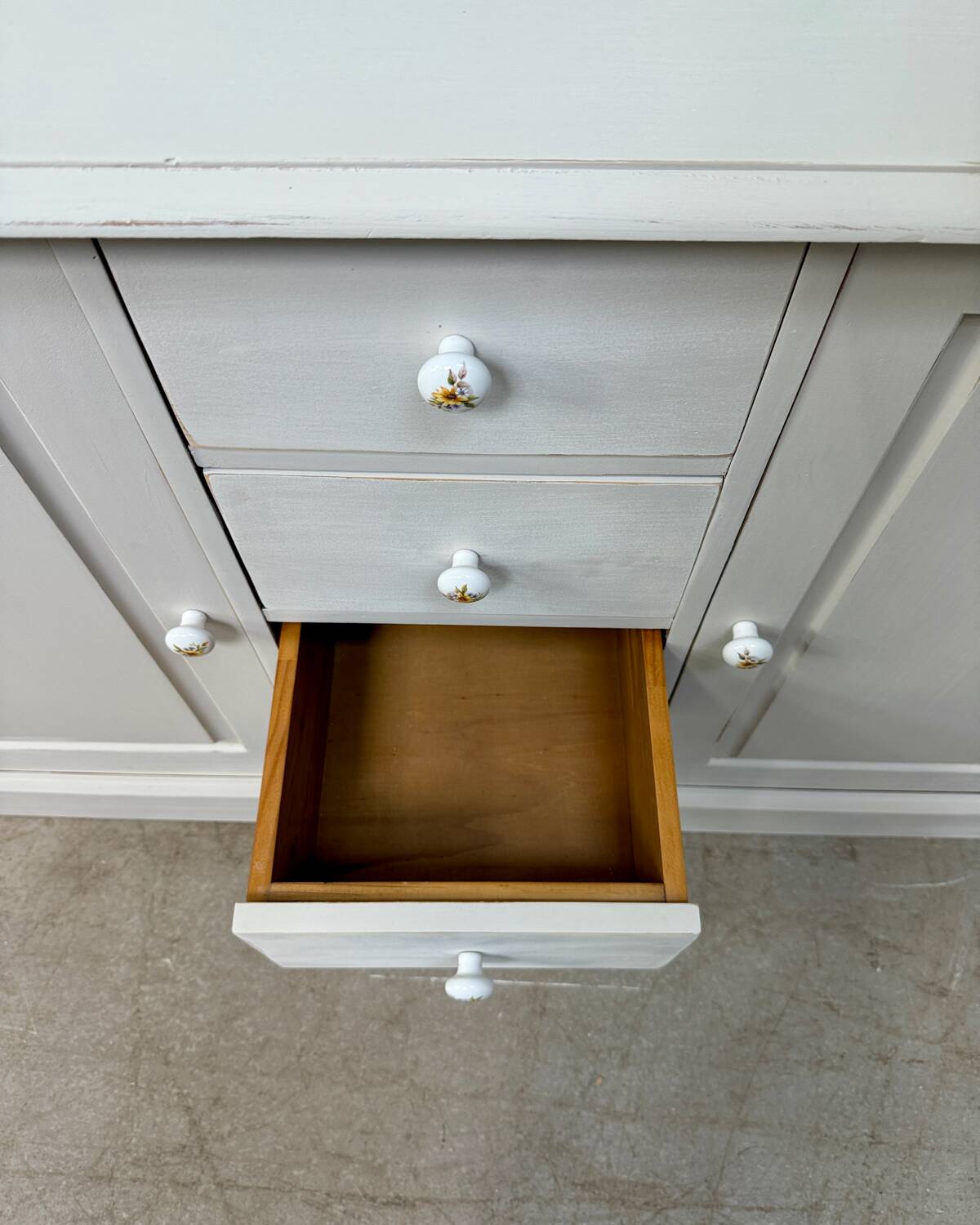 Enfilade vintage patinée (rénovée)