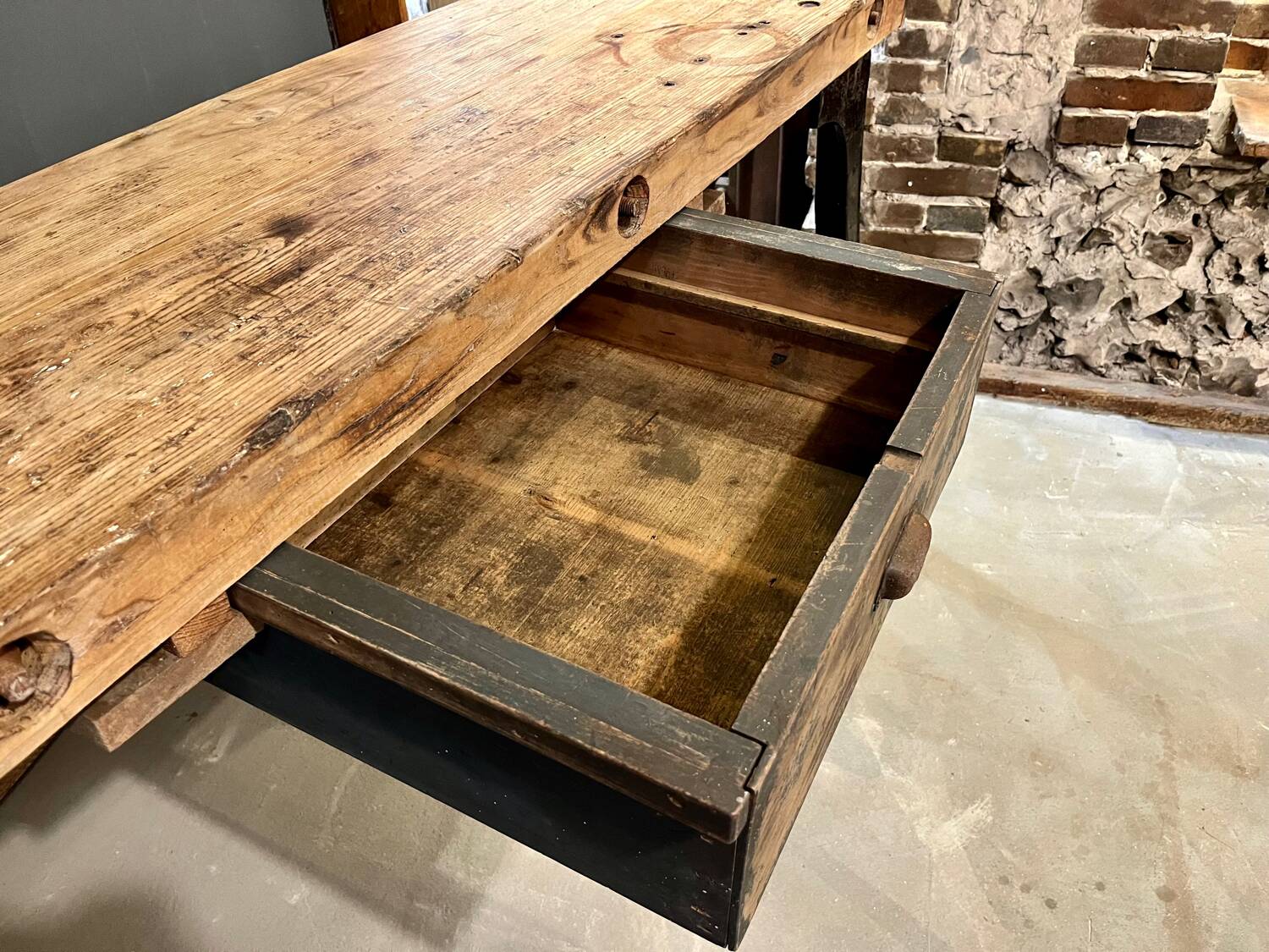 Ancien établi bois et fonte