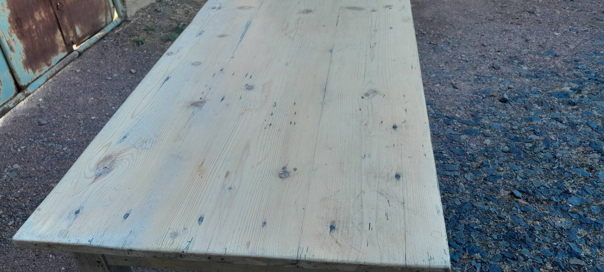 Table de cuisine patiné