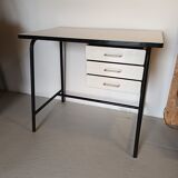 Formica desk