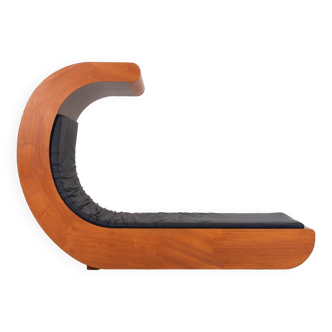 Vintage Unique Wave Chaise Longue