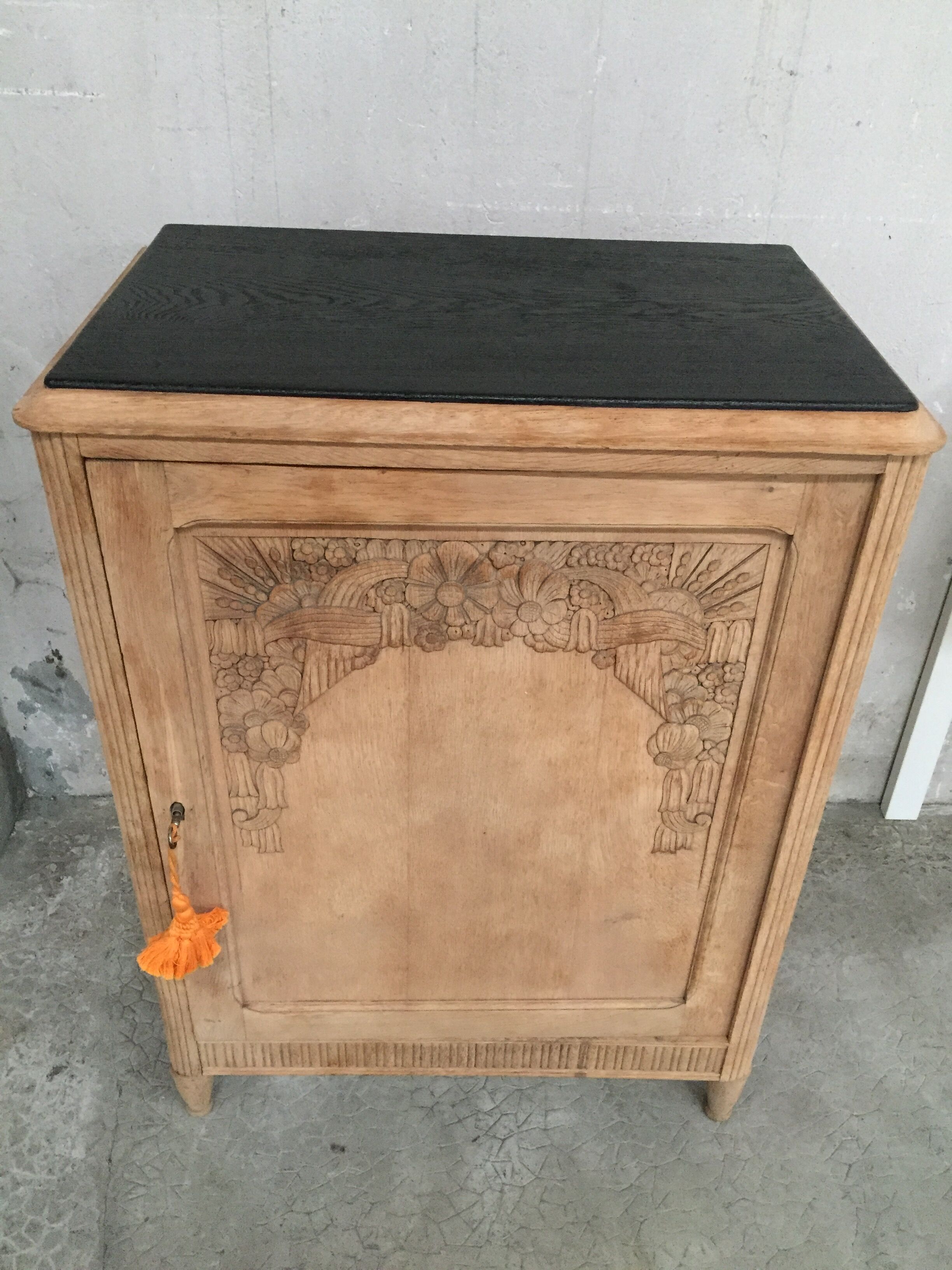 Oak art deco jam maker