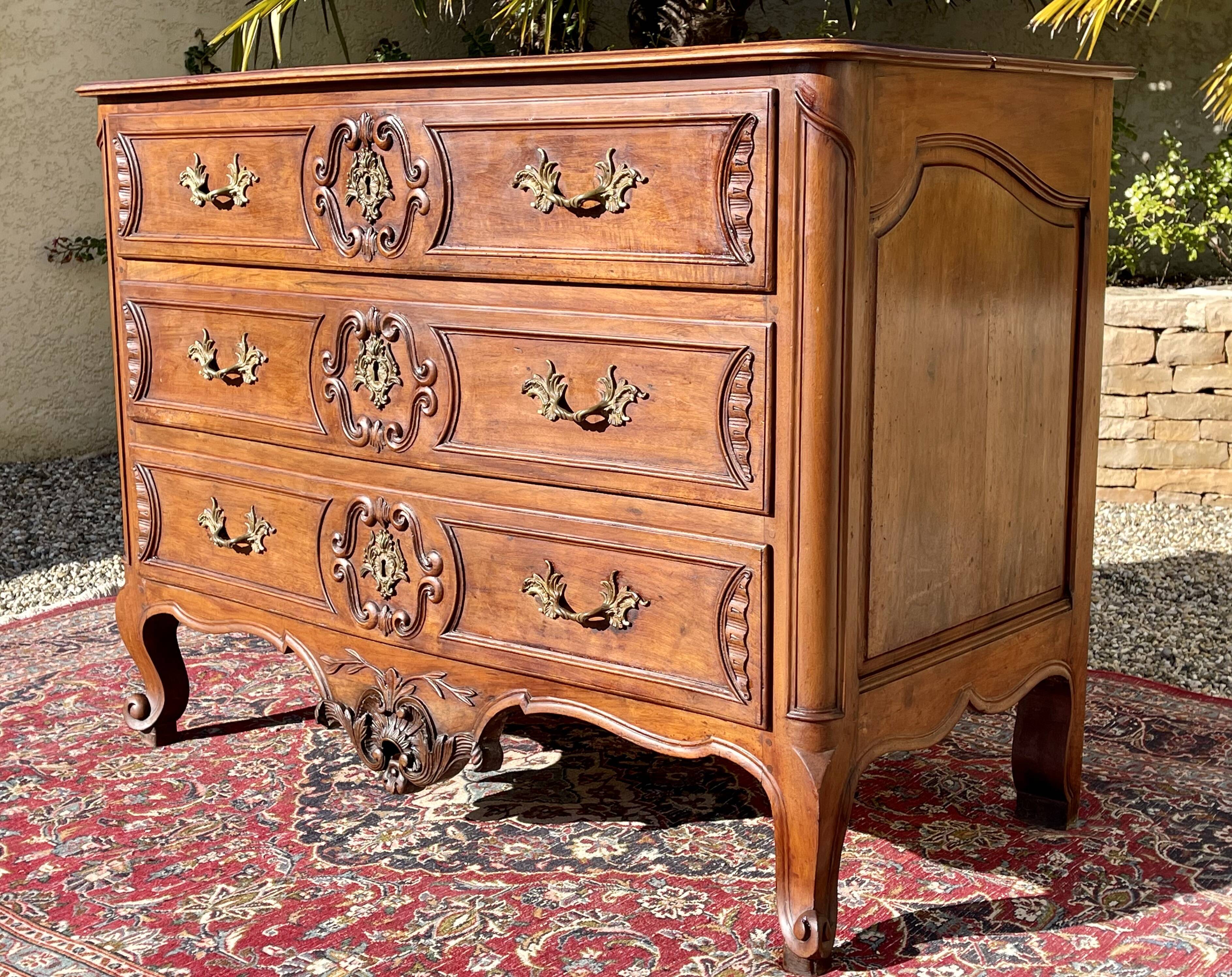Louis XV Period Walnut Commode, 18th Century