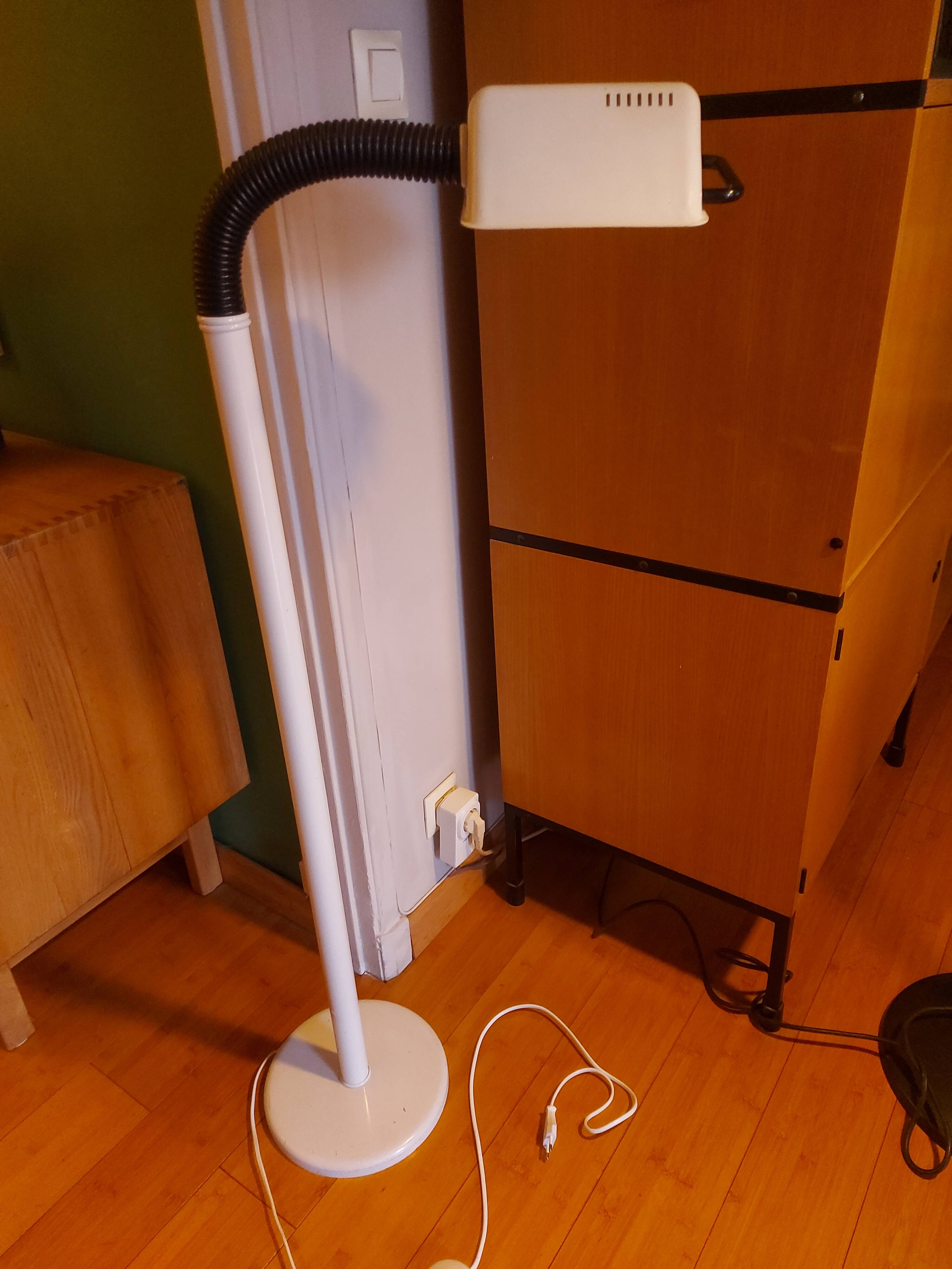 80'S LYSKAER floor lamp