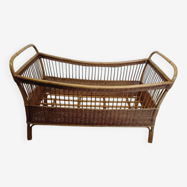 Lit enfant en rotin vintage