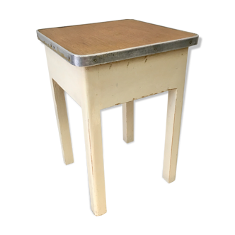Ancient white wood tab