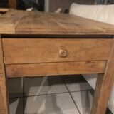 Farm table