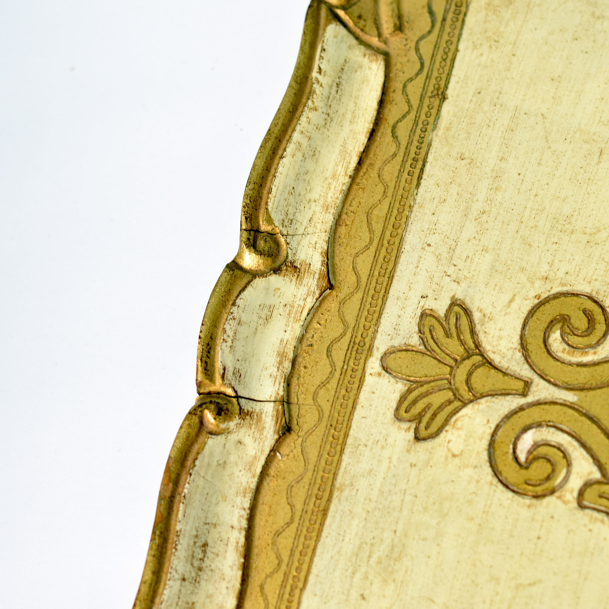 Old wooden tray painted year 50/60 Florentine style