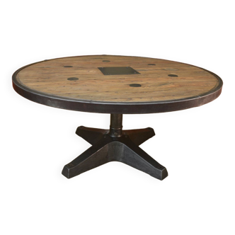 Large industrial round table diameter 165 cm in cast iron and fir