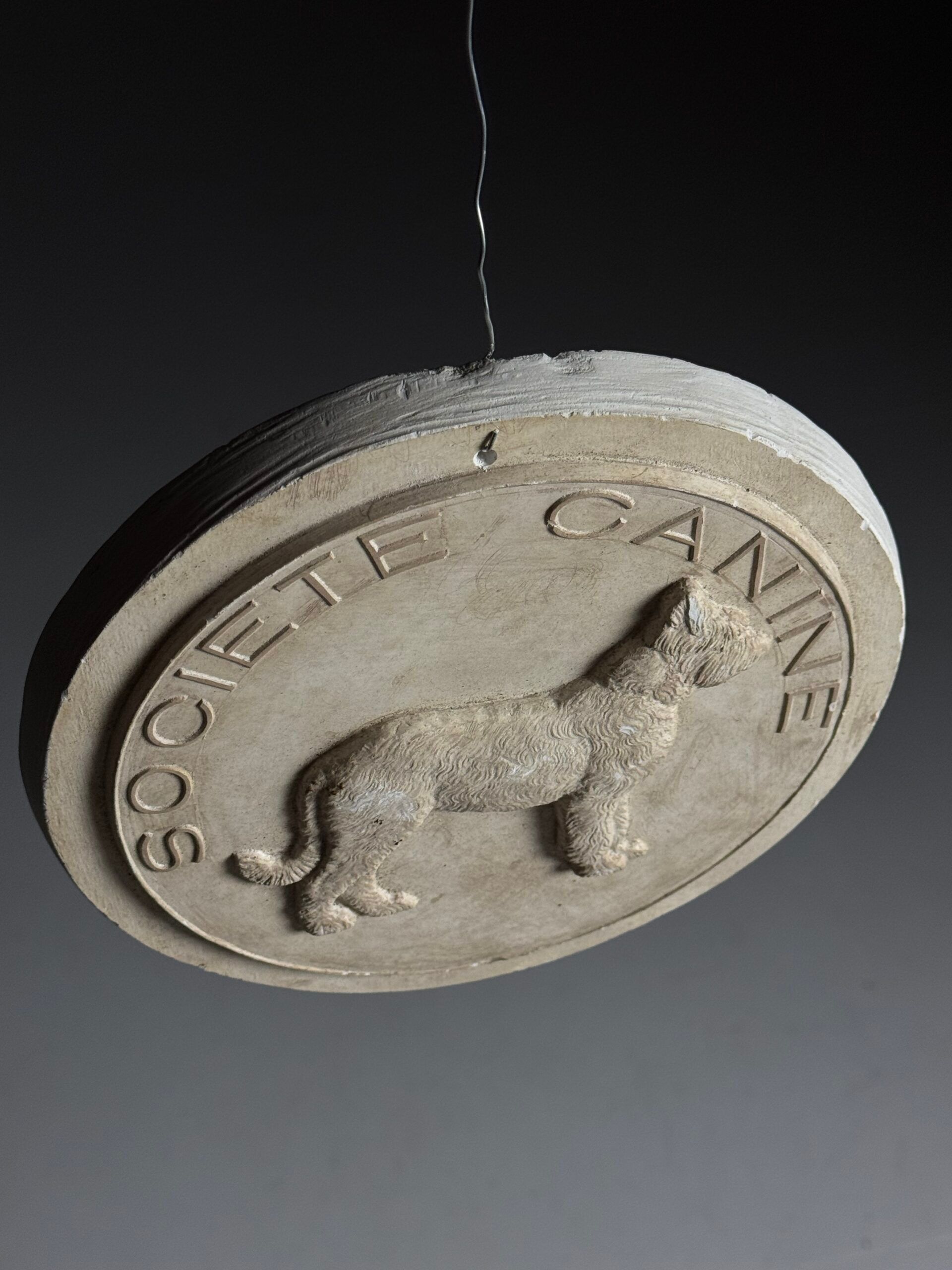 Plaster plaque "societe canine"