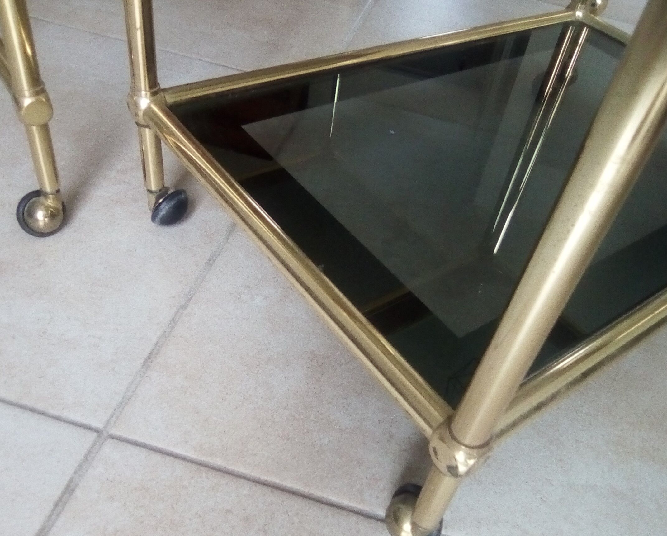 Pull out tables 1960