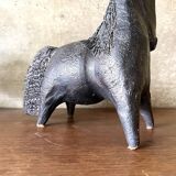 Sculpture en céramique émaillée noire signée Pouchain – Circa 1960