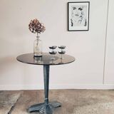 Table bistrot estampillée Louis Vuitton