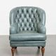 Fauteuil Chesterfield bleu en cuir de vachette de style anglais