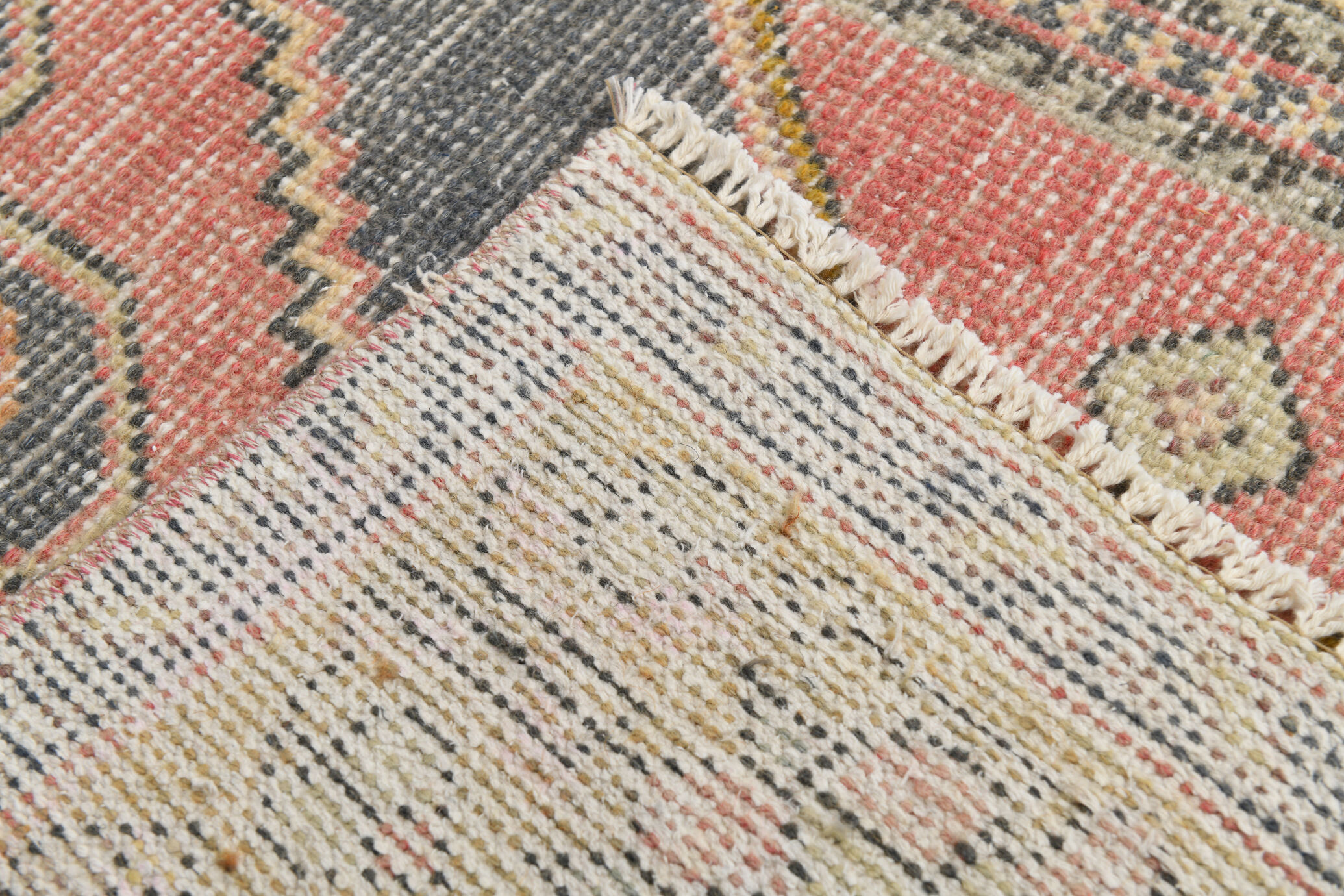 4x8 Pale Red Oriental Vintage Rug, 132x260Cm