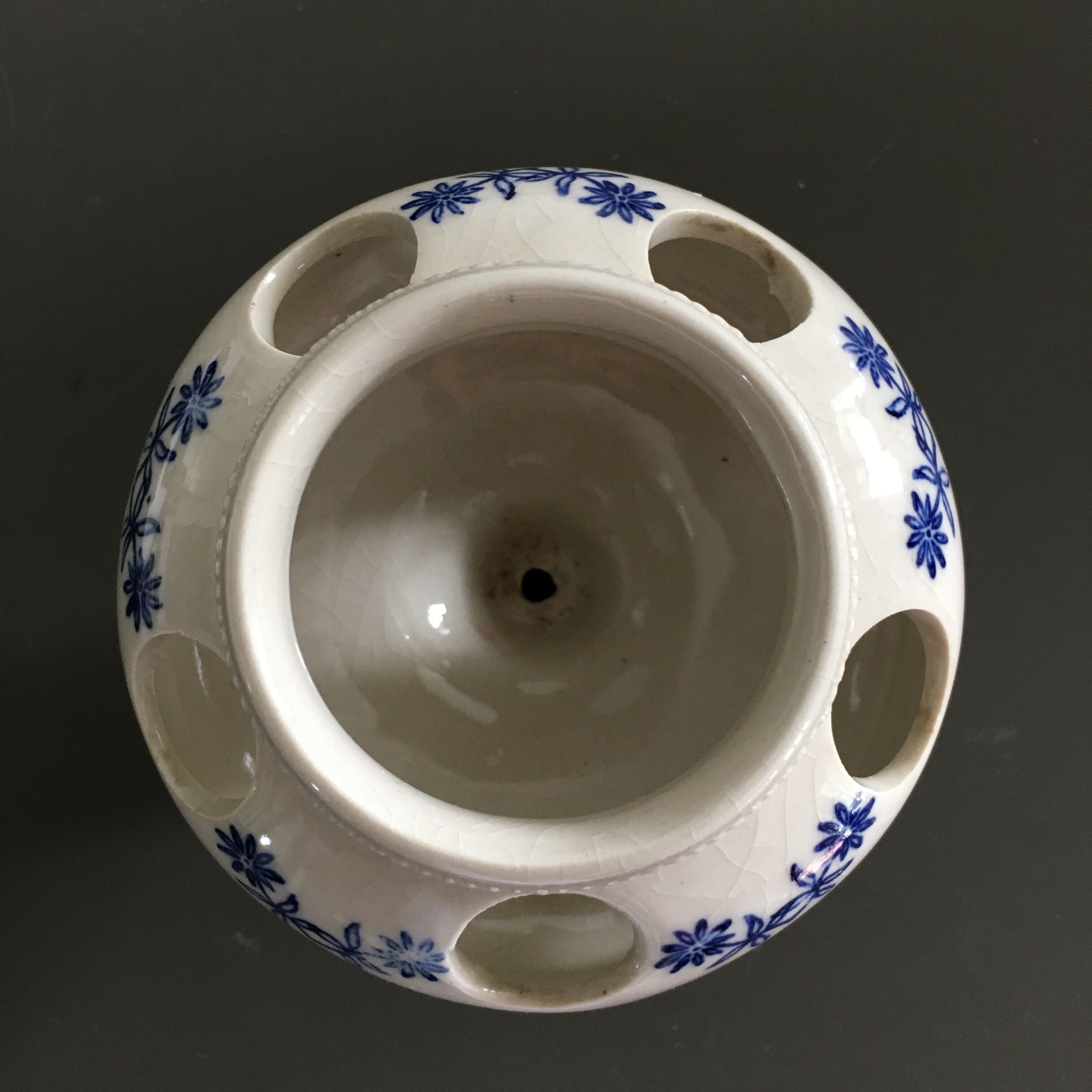 Blue decorative flower vase