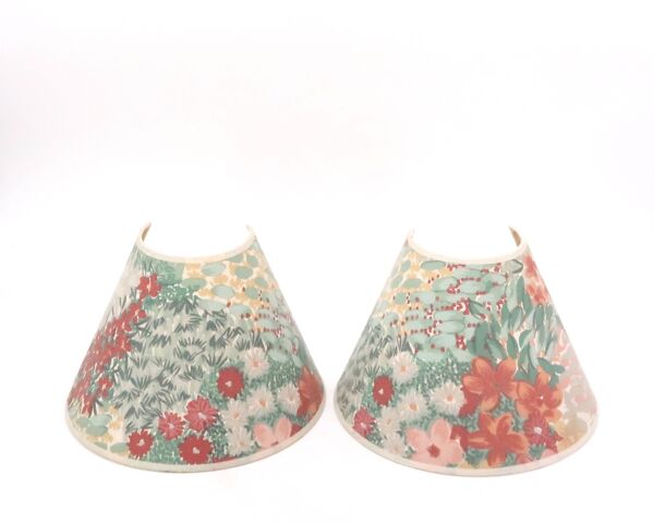 Paire d'abat jours pour appliques en tissu fleuri, années 90
