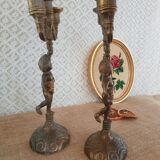 Paire de chandeliers trois branches anges chérubins en régule  - vintage