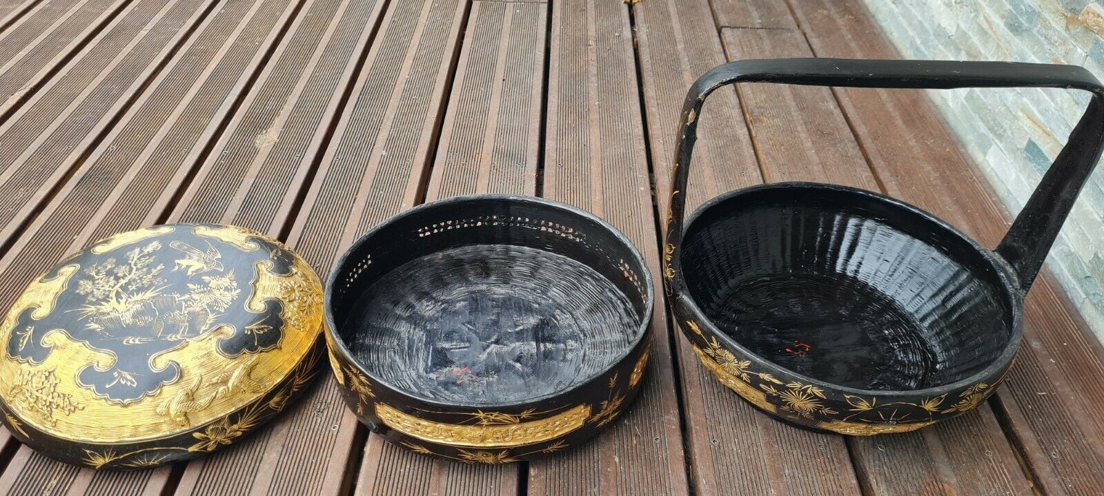 Panier de mariage chinois en bois et osier noir laqué et or
