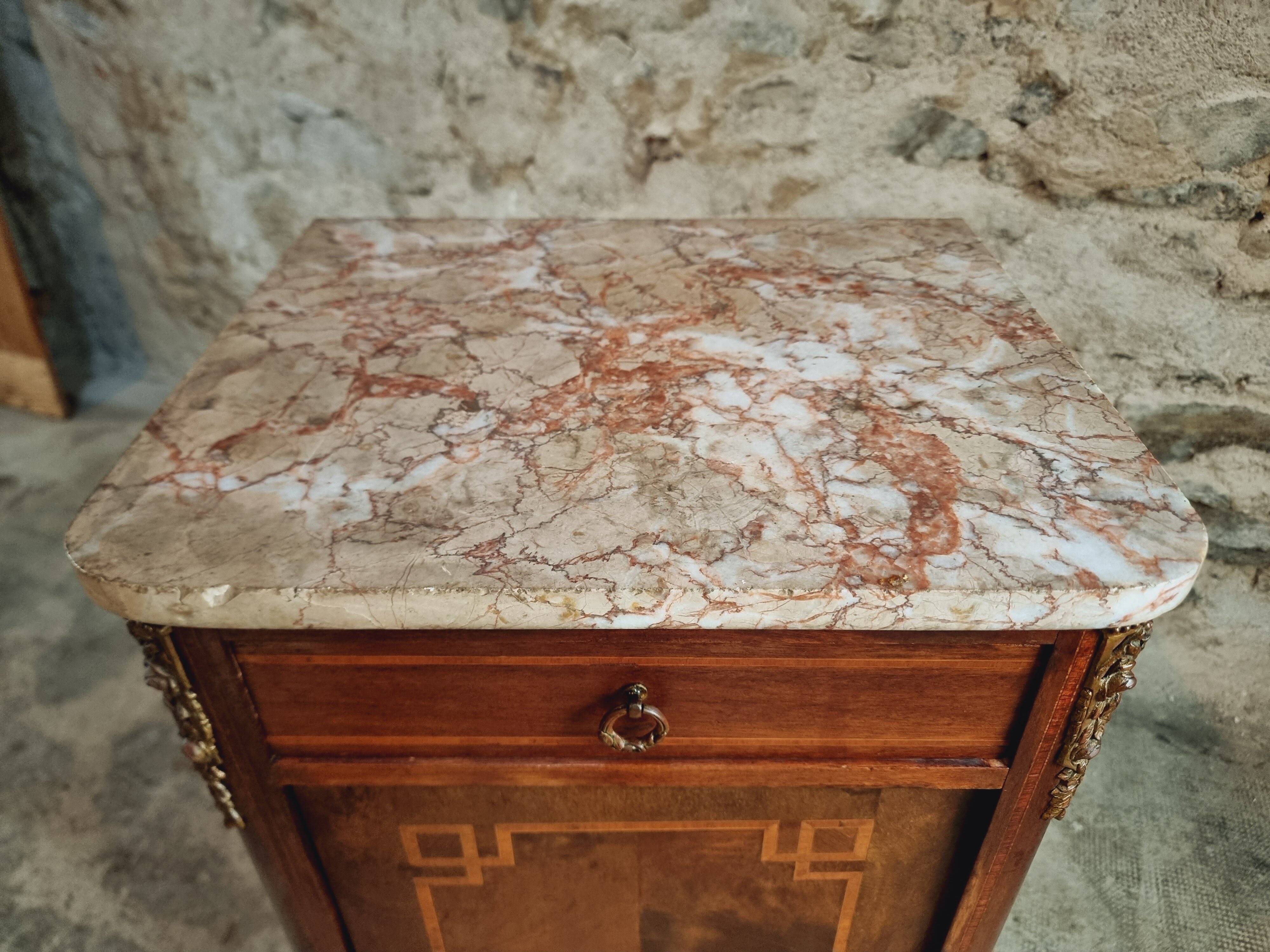 Petit meuble d'appoint de style Empire – Vers 1900