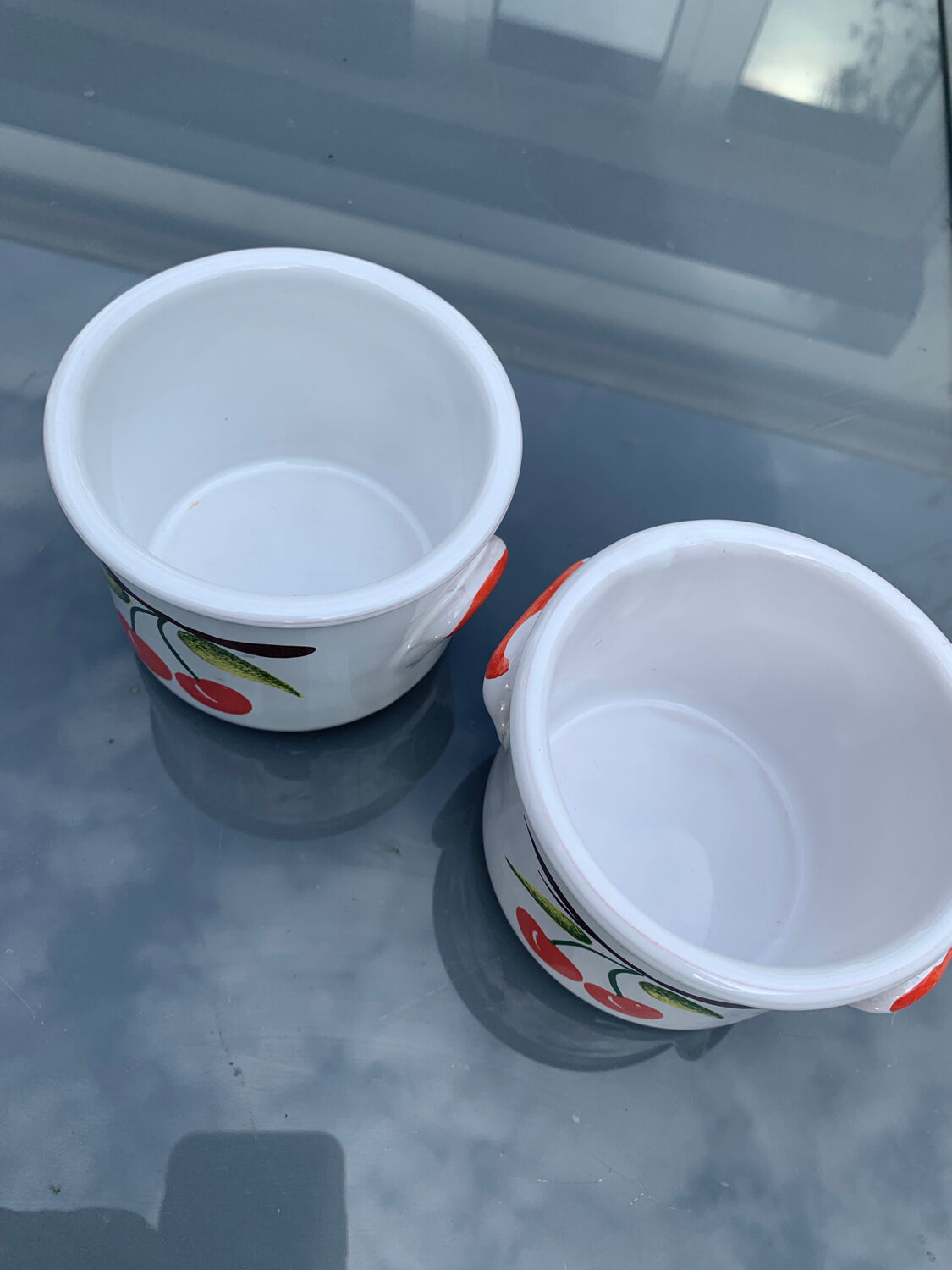 2 terrine pots deco cherries Vintage