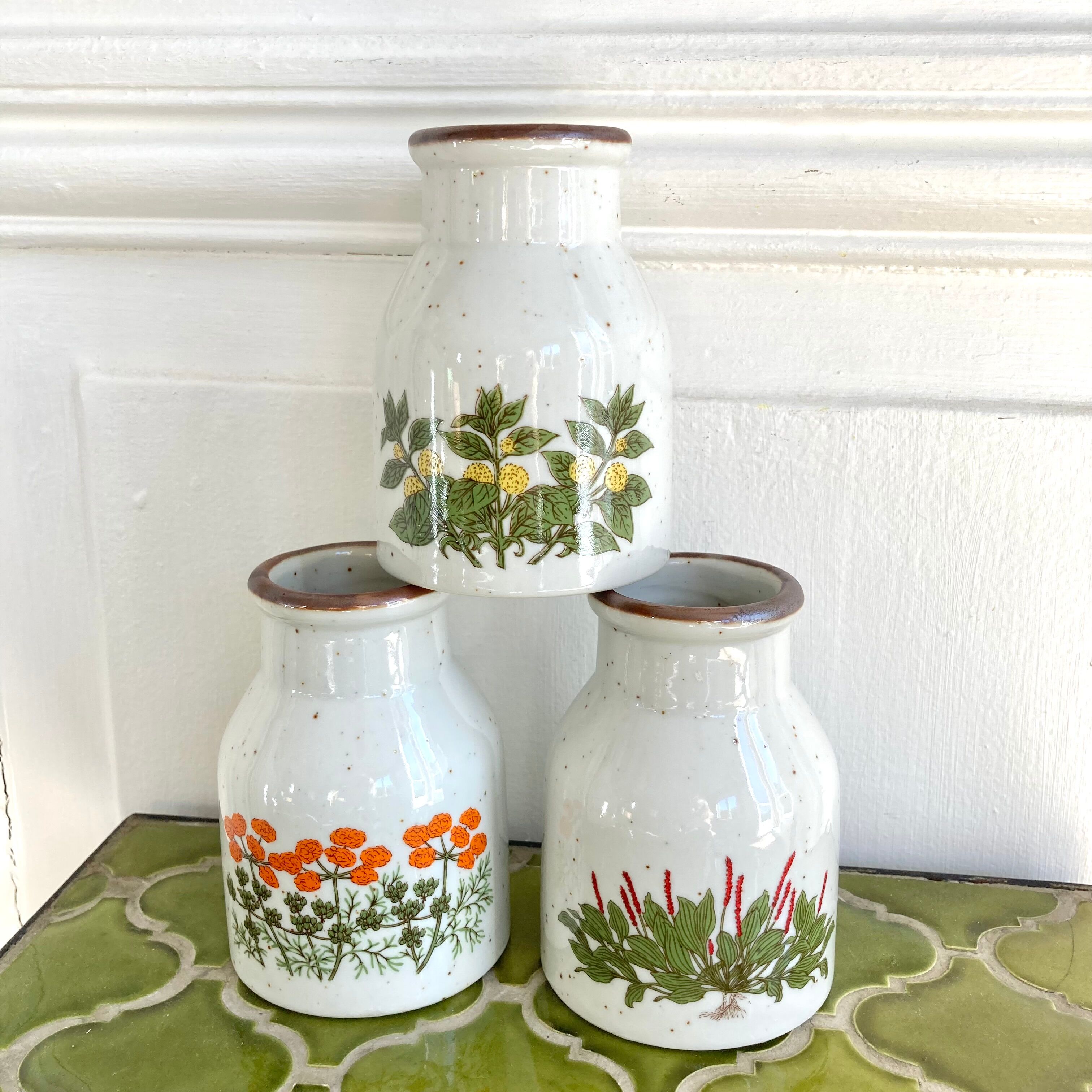 Vases en grès décor herbier