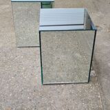 Sofa end cube mirror