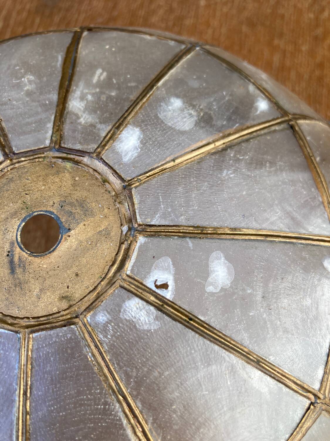 Mother-of-pearl ceiling light 25 cm