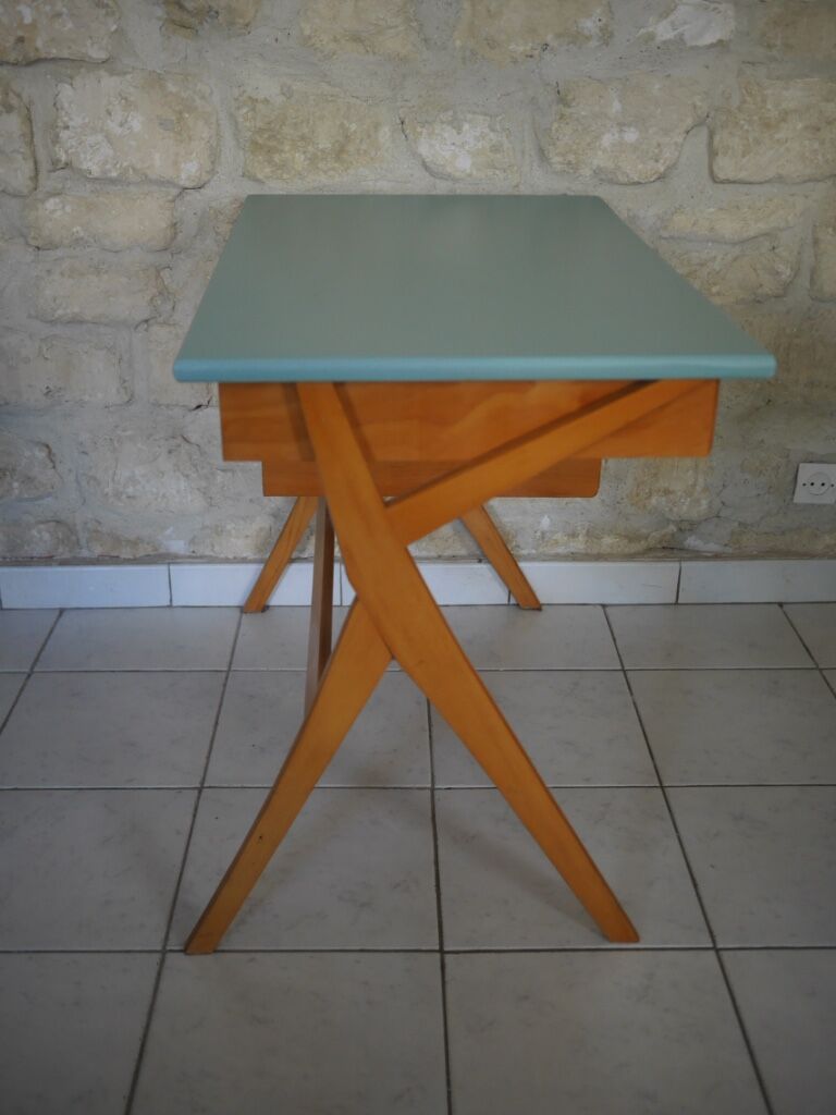 Bureau vintage tiroirs biseautés en dégradé